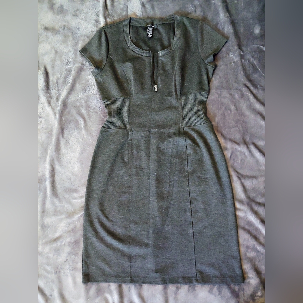 Spense * Gray V-neck Dress * SIZE 6 * Bodycon * Office Dress * Stretchy